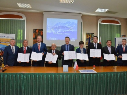 Umowa partnerska na realizację III etapu Szlaku wokół Tatr podpisana!